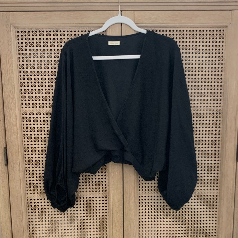 SILENCE + NOISE BUBBLE SLEEVE BLOUSE